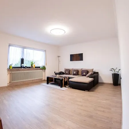 May-Homestay-Saar Neunkirchen  Extérieur photo