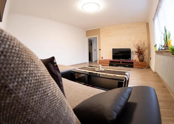 May-Homestay-Saar